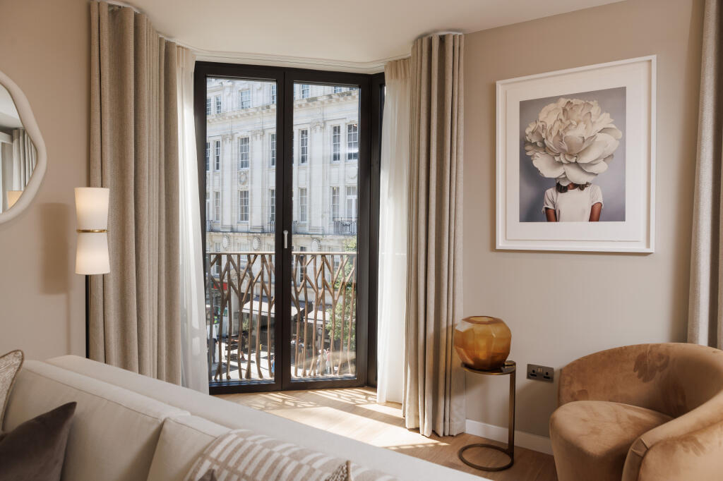 Apartment in London - View 5