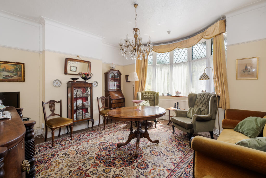 House in London - View 5