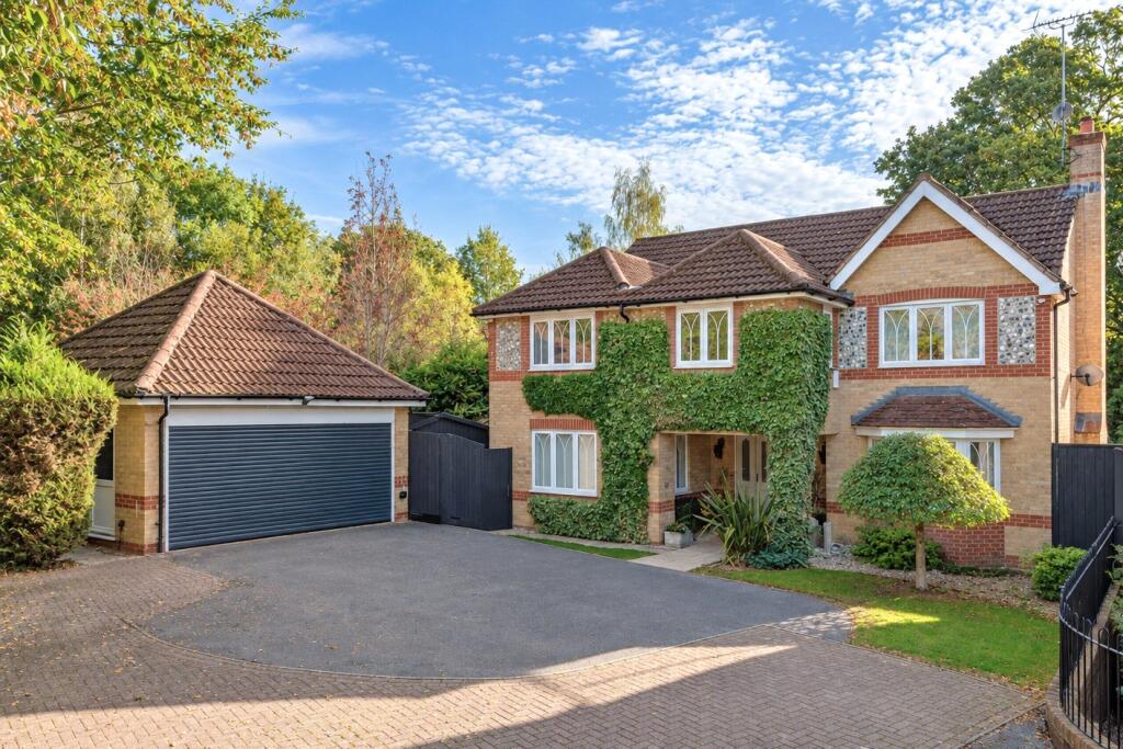 Main image of property: Blackthorn Drive, Thatcham, Berkshire, RG18