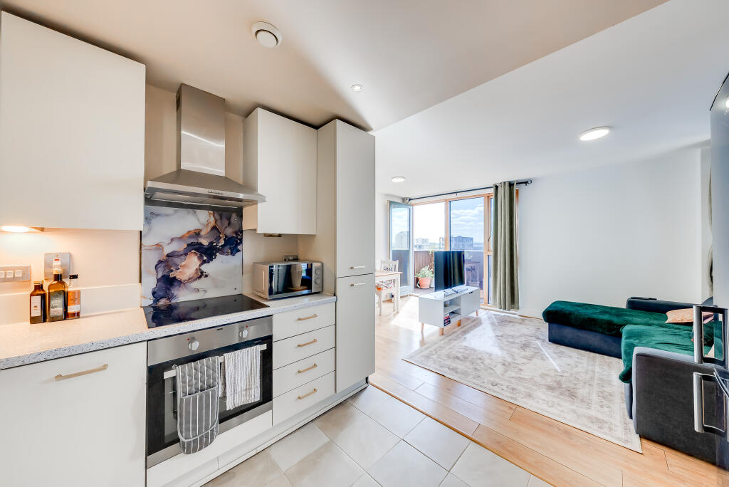 Apartment in London - More