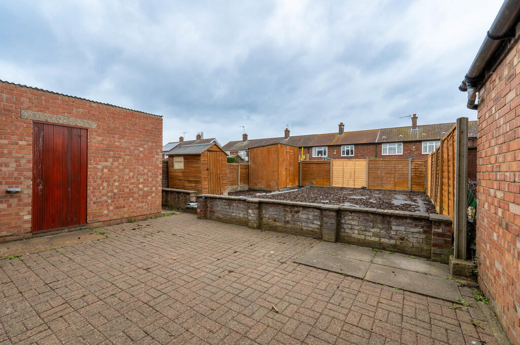 Elizabeth Way, Felixstowe photo 4