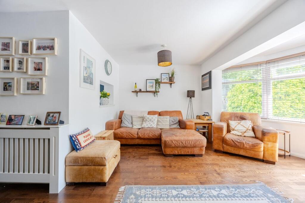 House in Southend-on-Sea - View 2