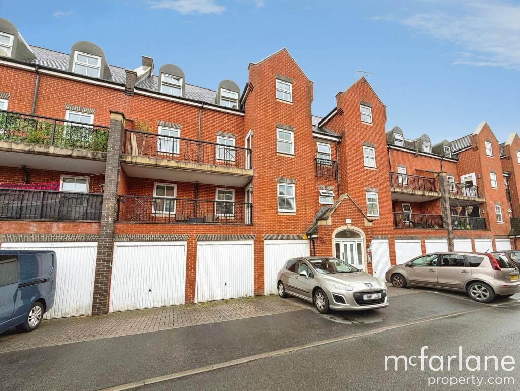 Main image of property: Lynmouth Road, Swindon, SN2