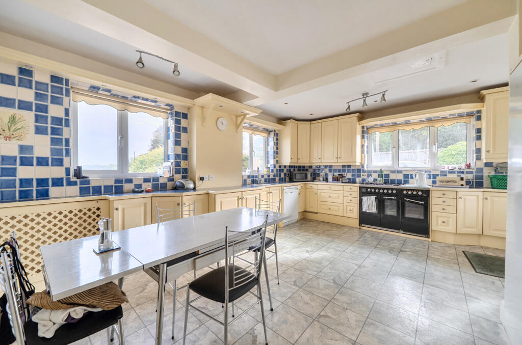 Bighton Lane, Gundleton, Alresford, Hampshire, SO24 photo 3
