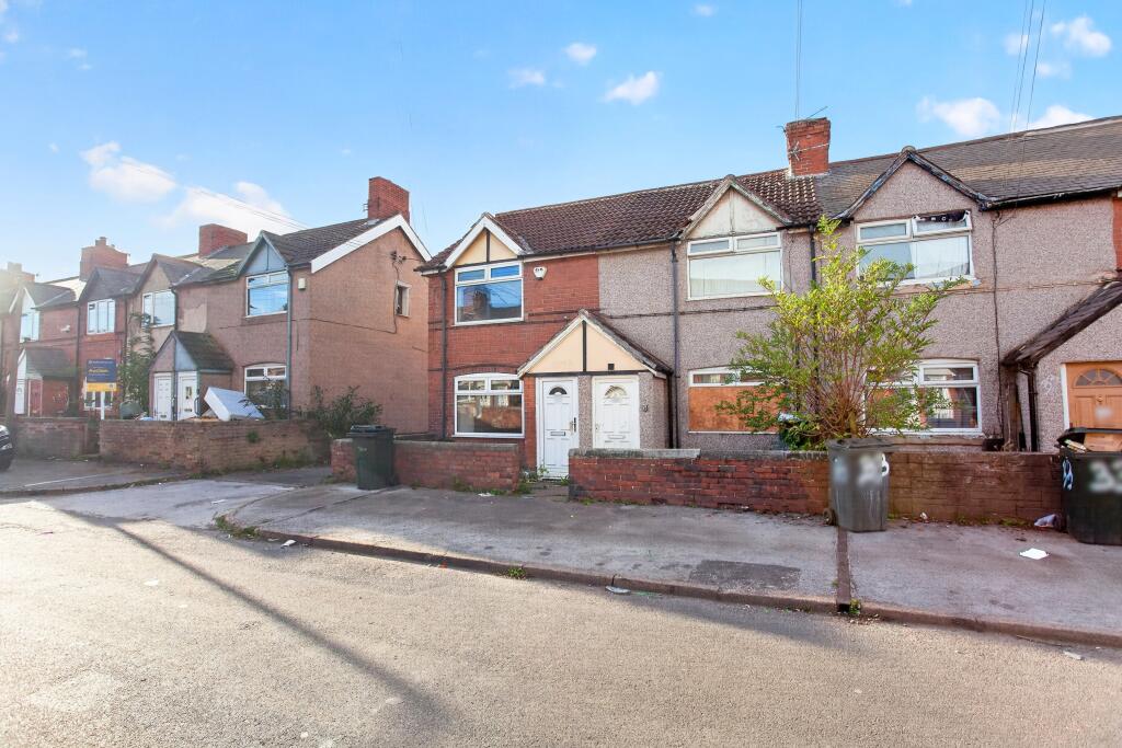 House in Rotherham, Throapham, Dinnington St. John's - View 3