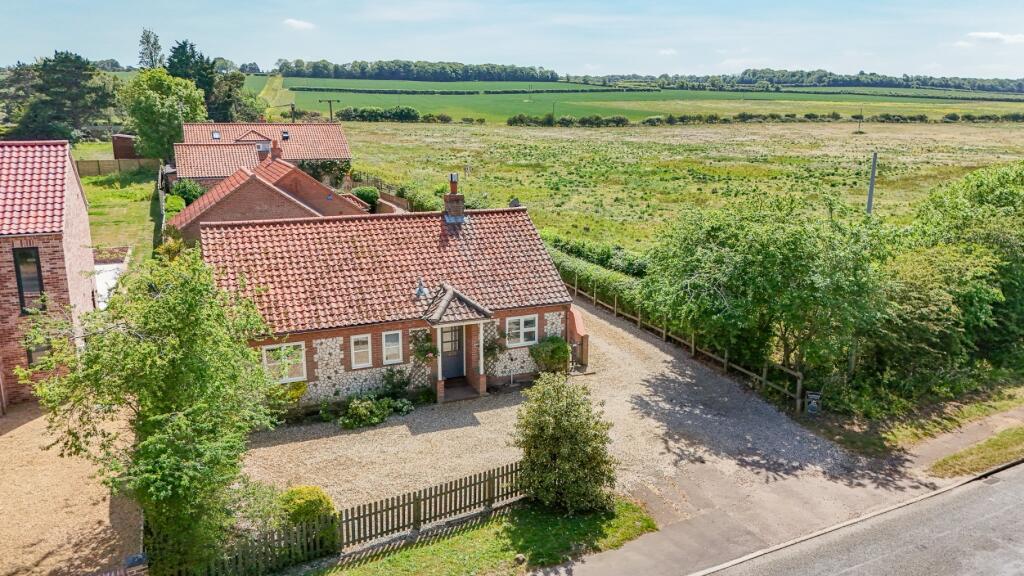 House in King's Lynn and West Norfolk, Brancaster - View 2