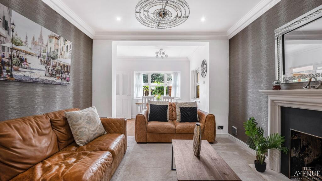 House in Walsall, Park Hall, Aldridge - View 5