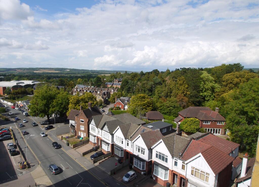 Apartment in Tonbridge - View 2