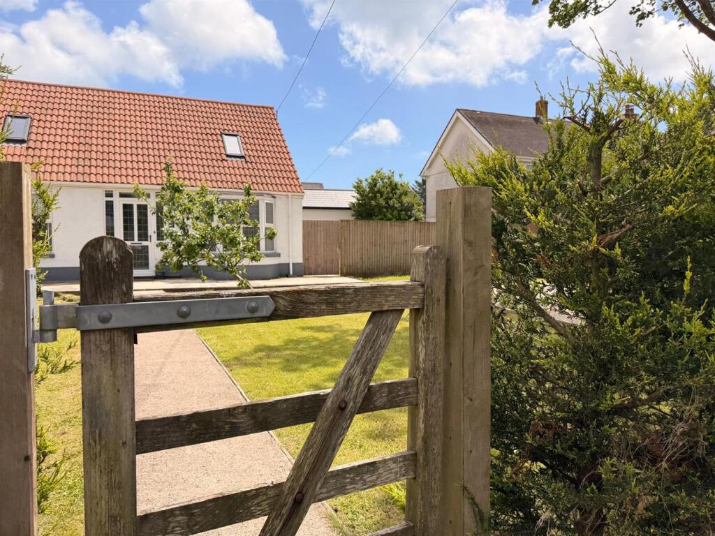 Rehoboth Road, Five Roads, Llanelli - View 2