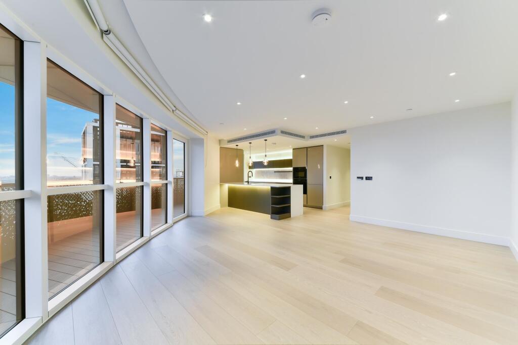 Cassini Apartments, Cascade Way, W12 photo 3