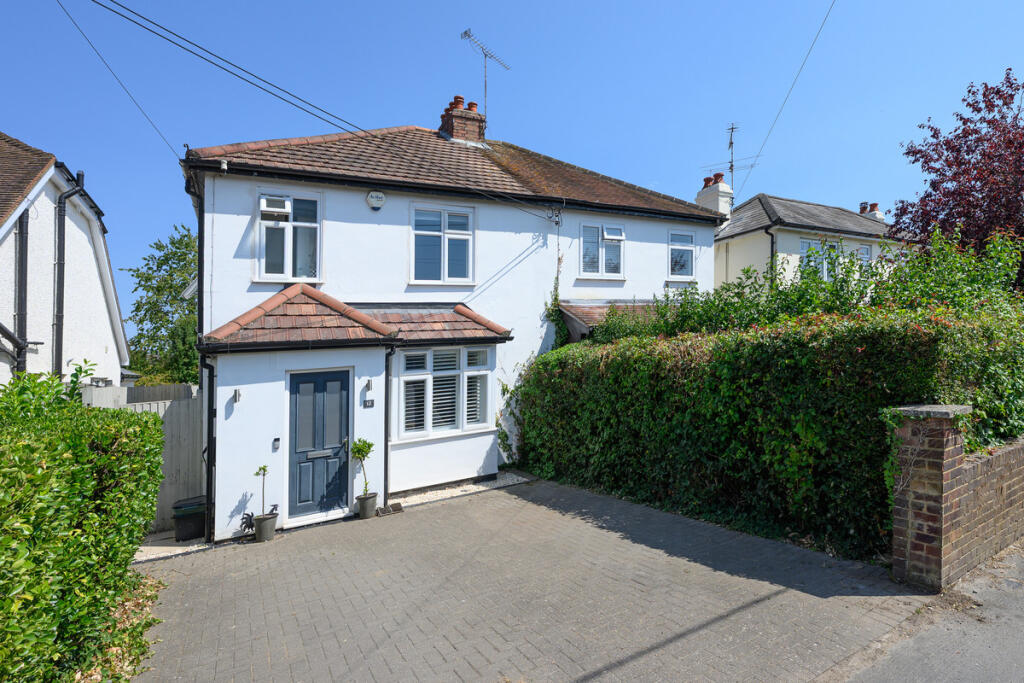 Main image of property: Oak Tree Road, Marlow, SL7
