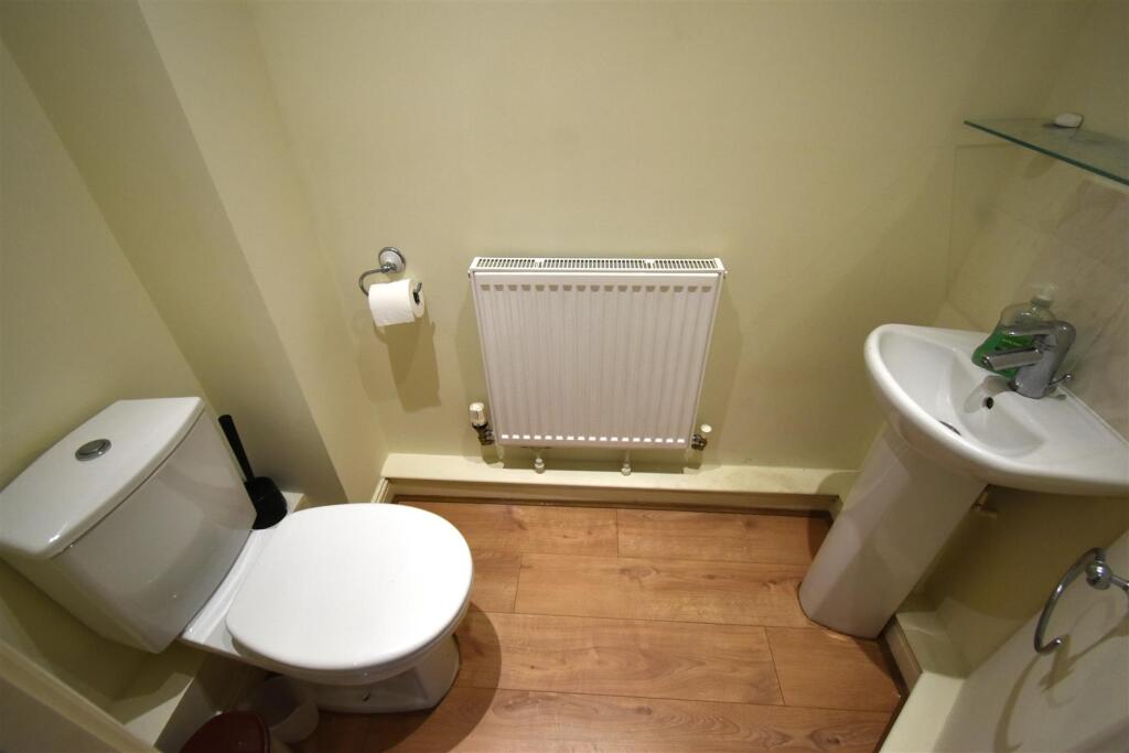 House in Dartford, Swanscombe and Greenhithe - More