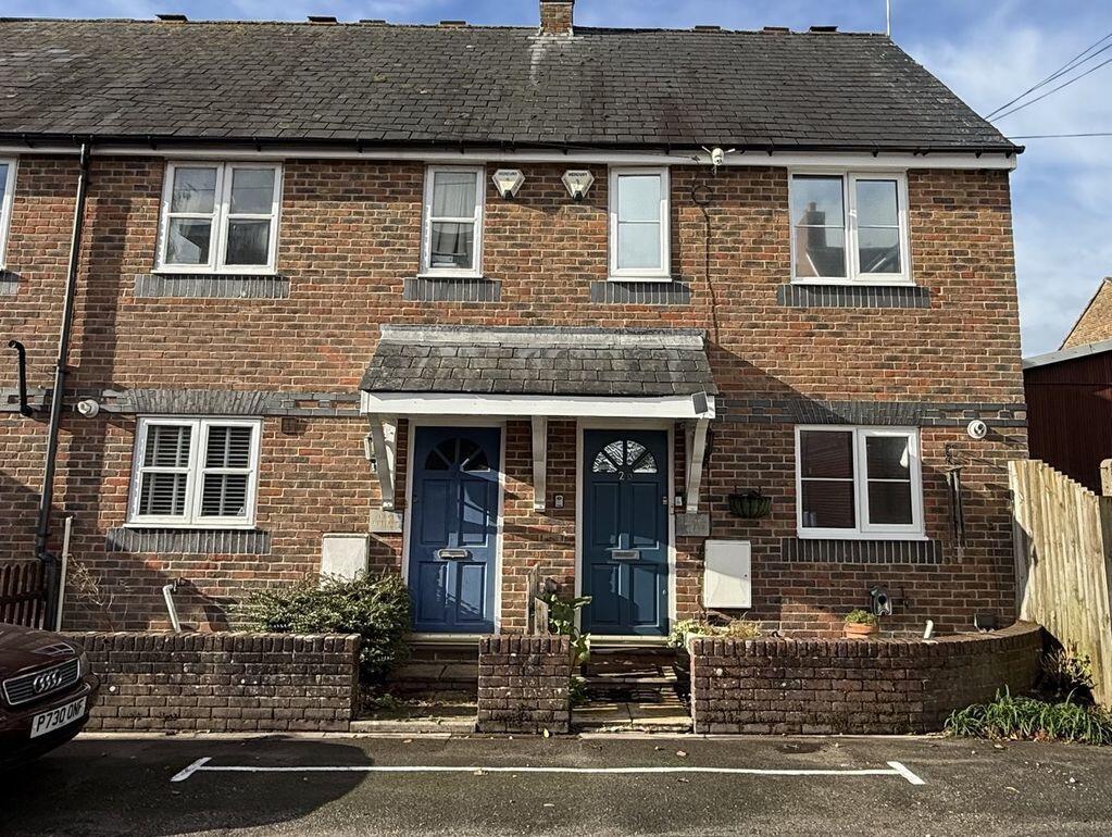 3-bed terraced on St Martins Lane, Wareham Town Centre, £350,000