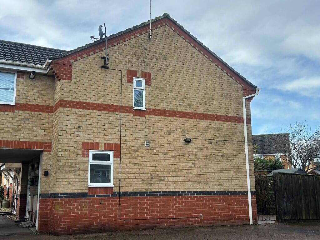 Emsworth Close, Bury St. Edmunds, Suffolk, IP32 photo 3
