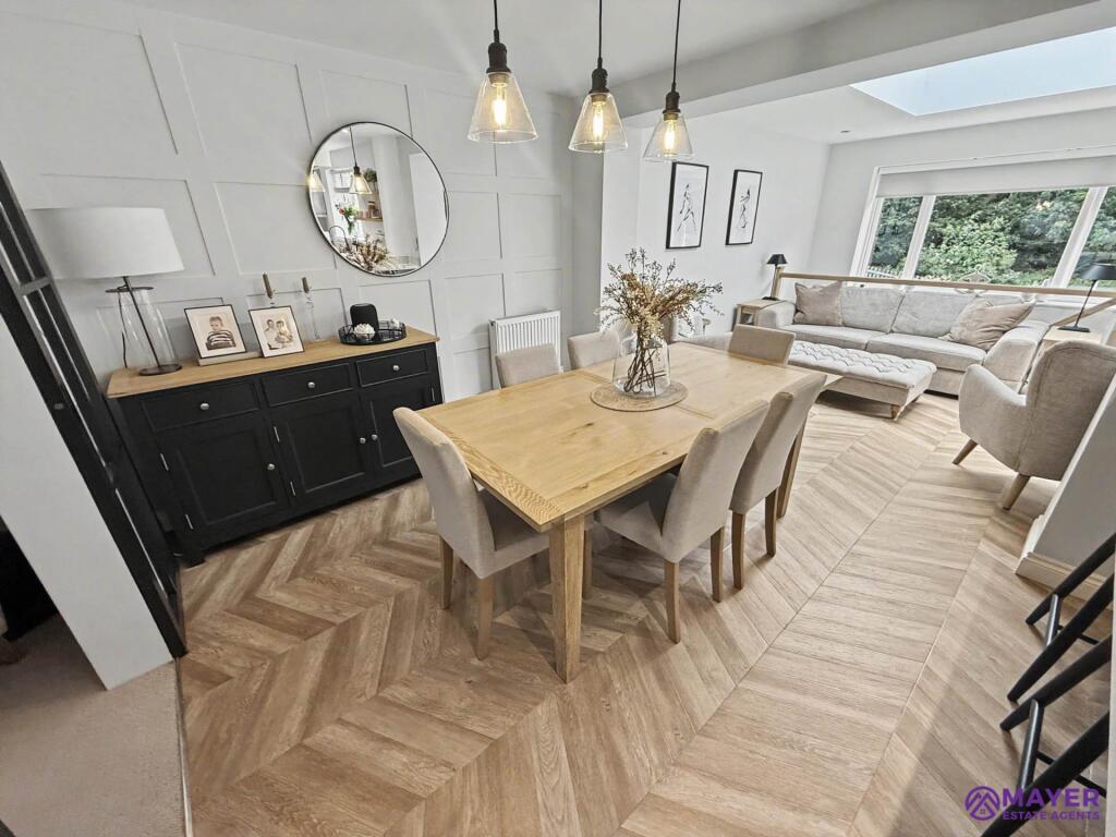 House in Plymouth, Plympton Central - View 4