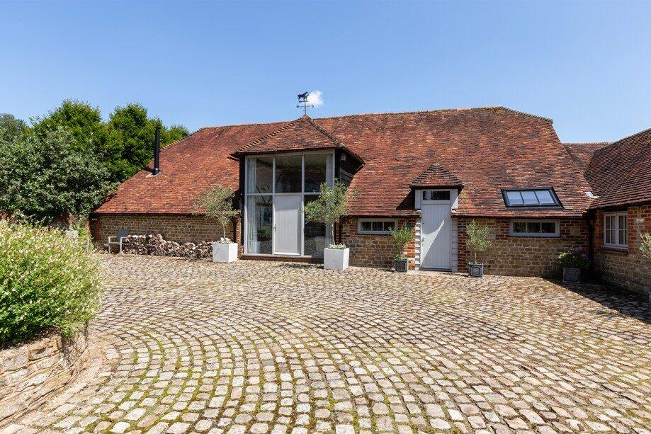 House in Guildford, Coneycroft Farm, Compton - View 3