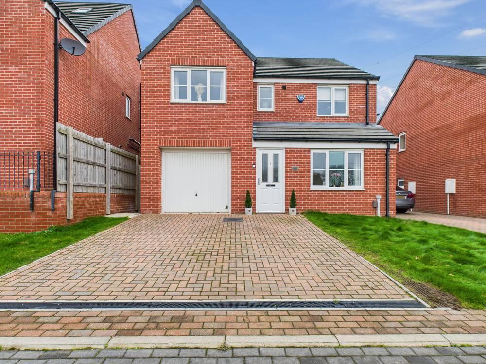 Main image of property: Rhubarb Hill, Wakefield