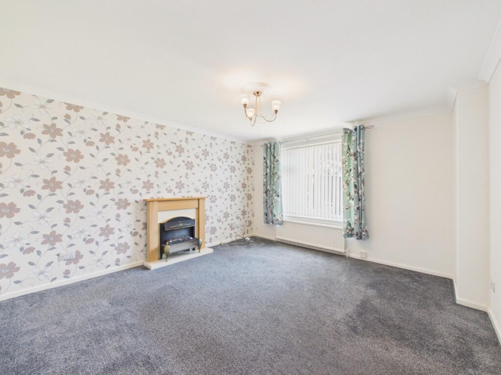 House in Hull, Stepney - View 2