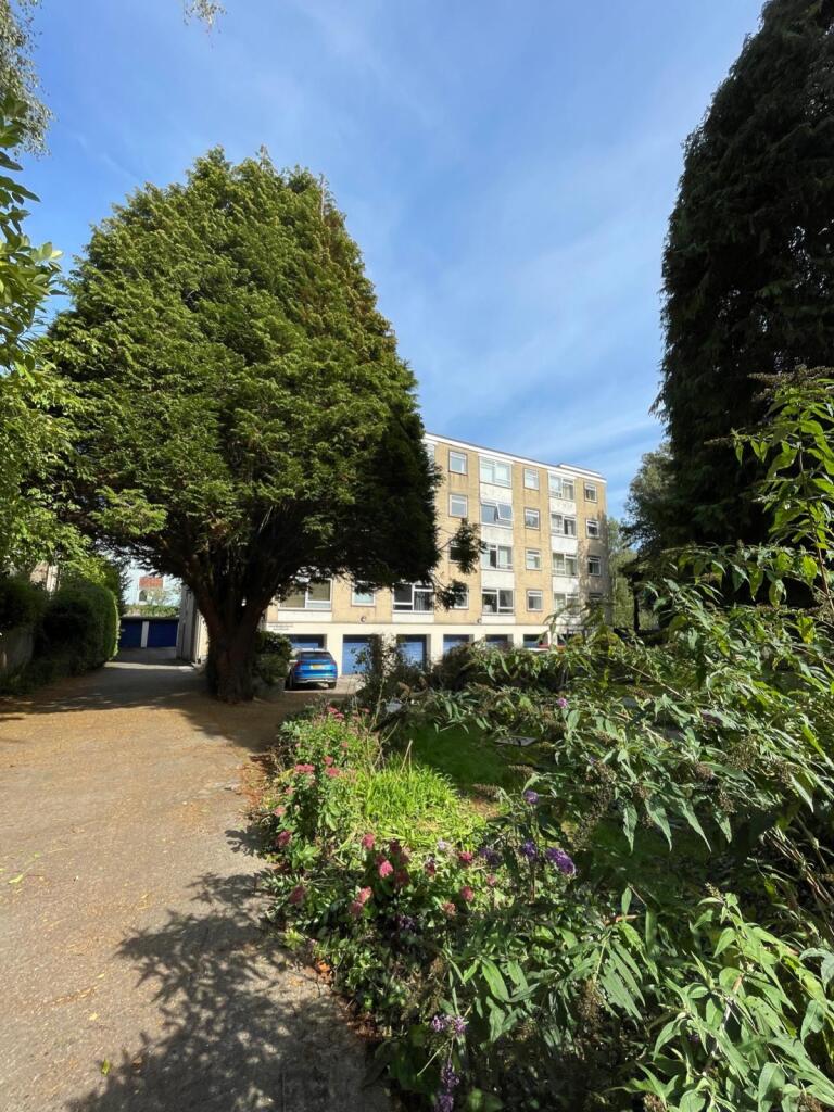 Main image of property: Downfield Lodge Downfield Road, Bristol, BS8