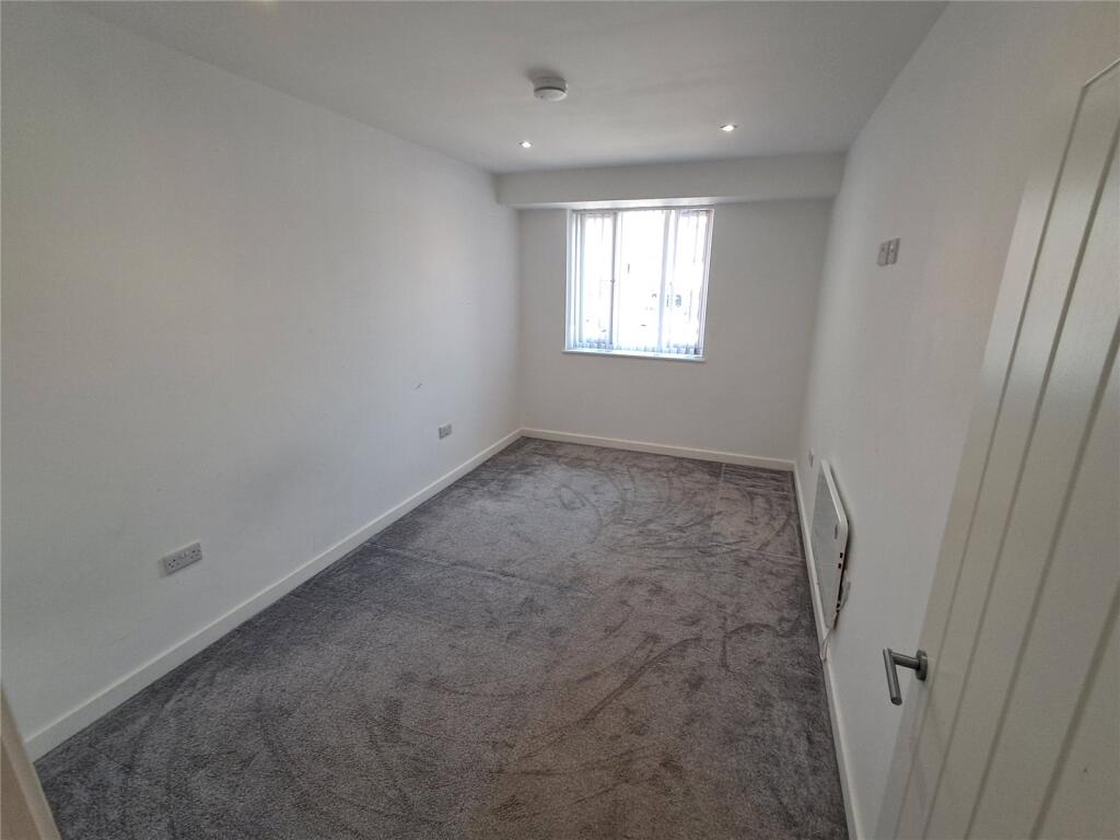 Apartment in Walsall - View 3