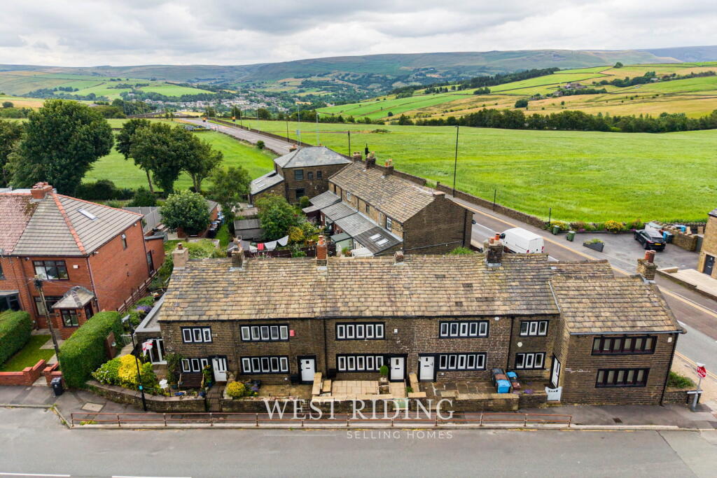 Doctor Lane, Scouthead, Saddleworth photo 3