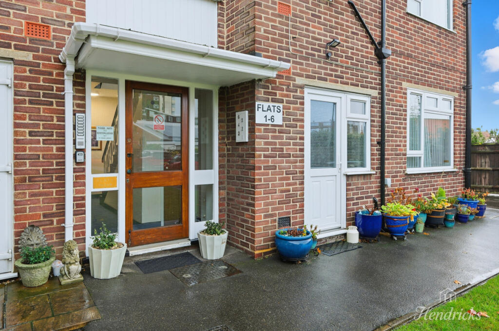 Imperial Avenue, Westcliff-on-sea, SS0 8 photo 4