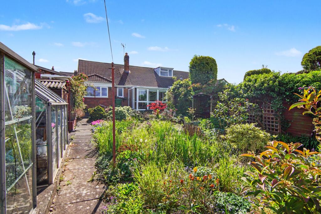 House in Coventry, Bedworth Heath - More