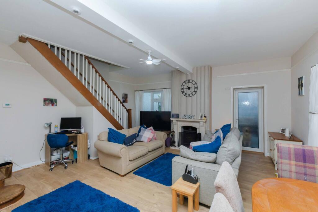 Croft Road, Crowborough, TN6 photo 2