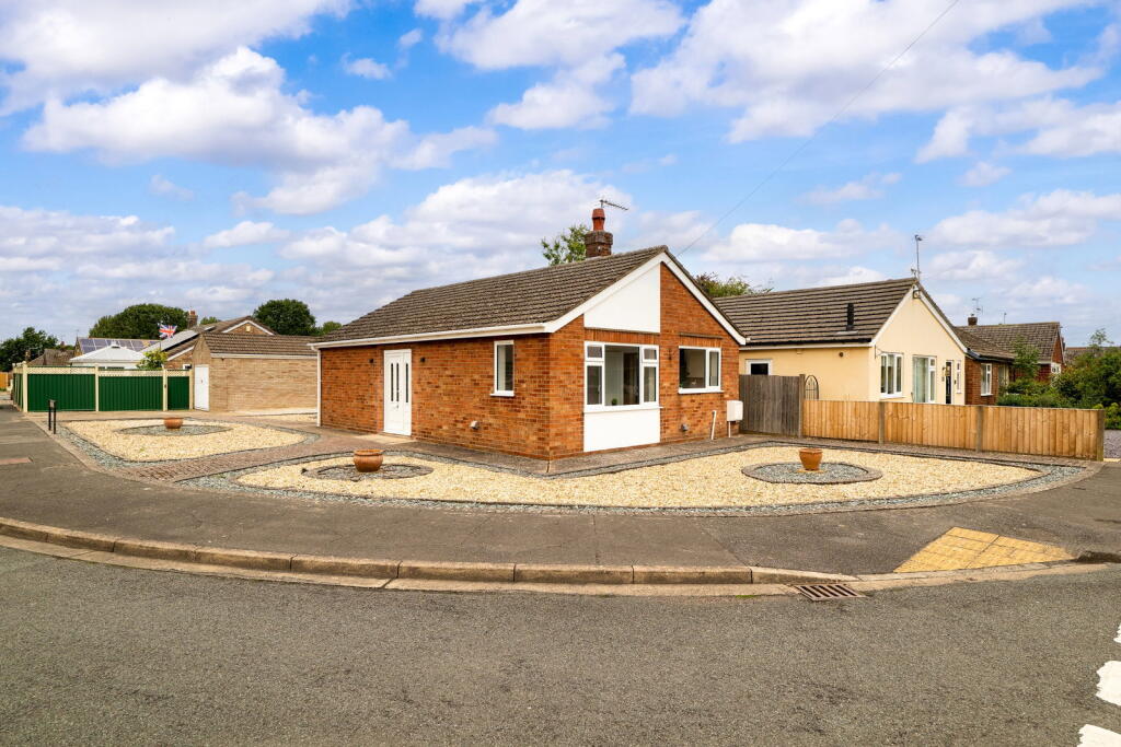 Main image of property: St. Marys Road, North Hykeham, Lincoln, LN6 8QP