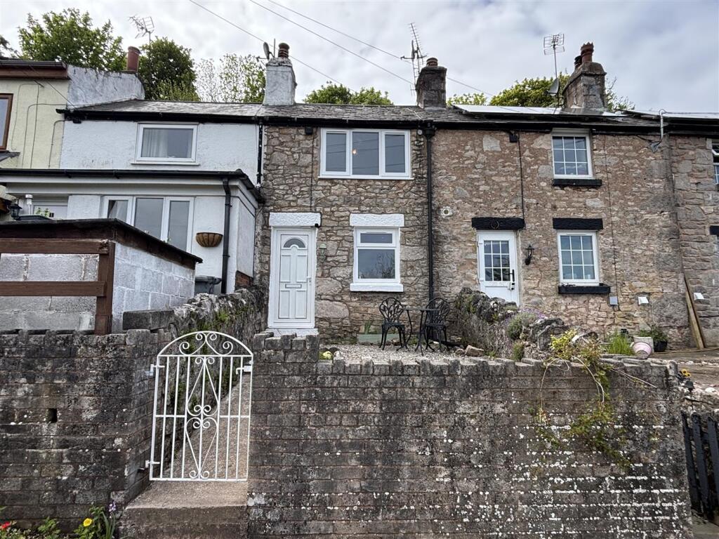 Main image of property: Bryn Golau, Llanddulas, LL22