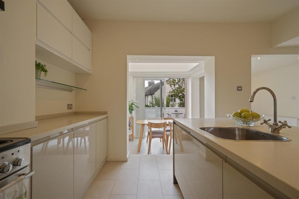 House in Sheffield, Stannington, Crosspool - More