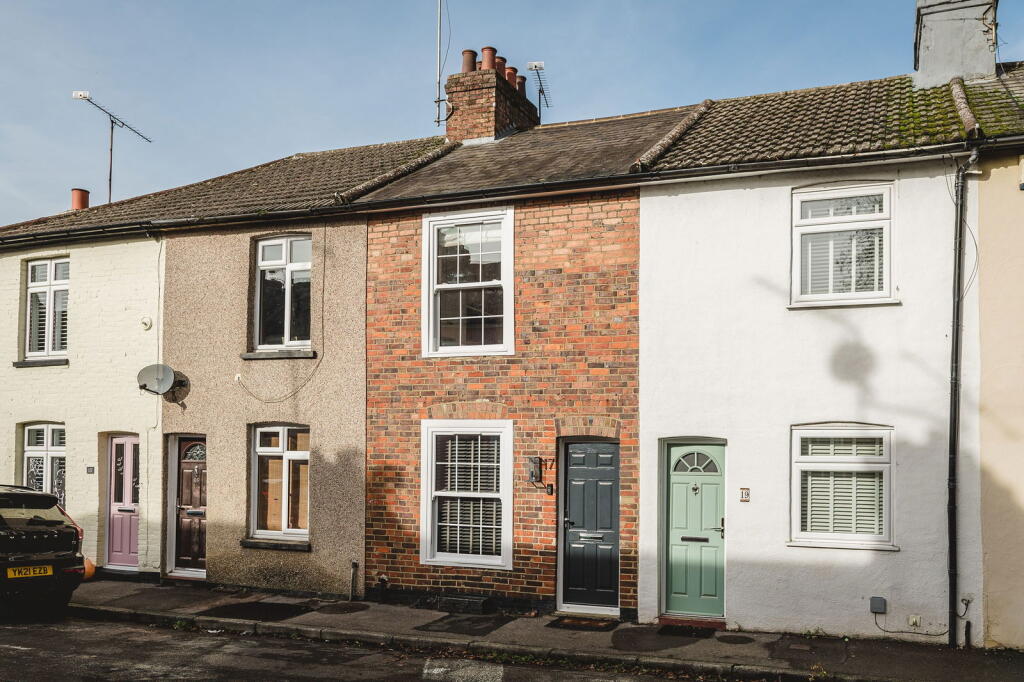 Main image of property: Milton Road, Dunton Green, TN13 2XL