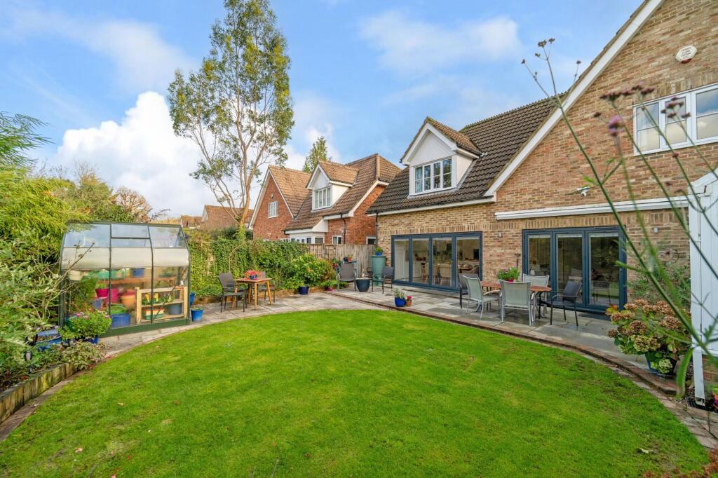 Additional image 44 of Bucknalls Drive, Bricket Wood, AL2