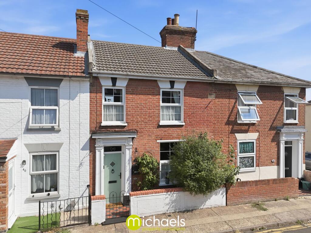 2-bed terraced on Cromwell Road, Colchester, CO2, £280,000