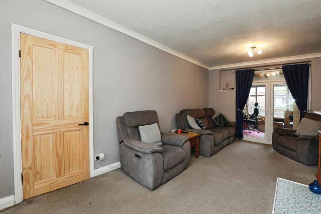 House in Crewe, Cheshire East - View 4
