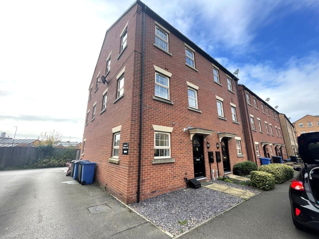 Main image of property: Towpath Way