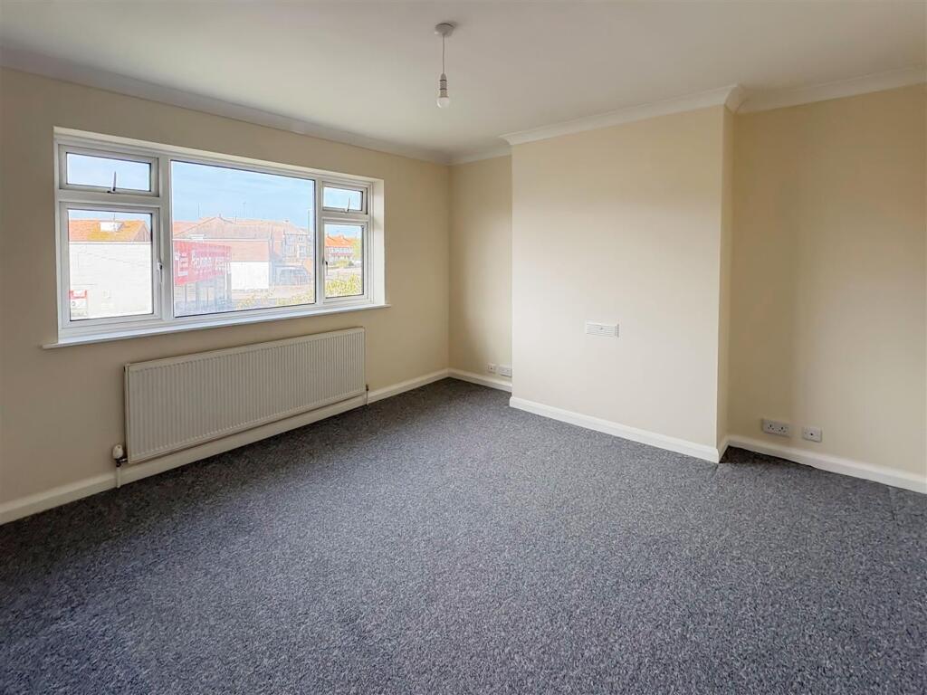 Apartment in Portsmouth - View 4