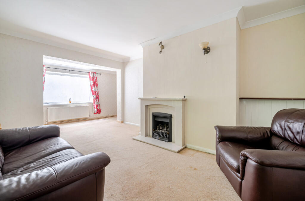 Mayflower Avenue, Newton Abbot, Devon photo 2