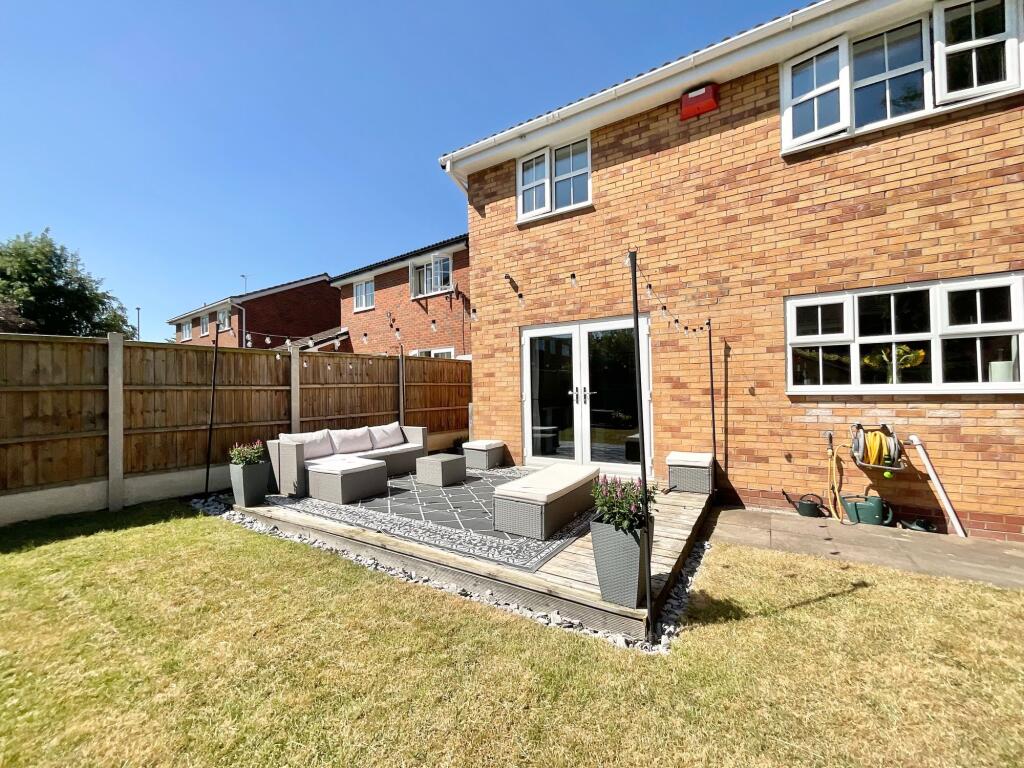 House in Crewe, Shavington cum Gresty - View 4