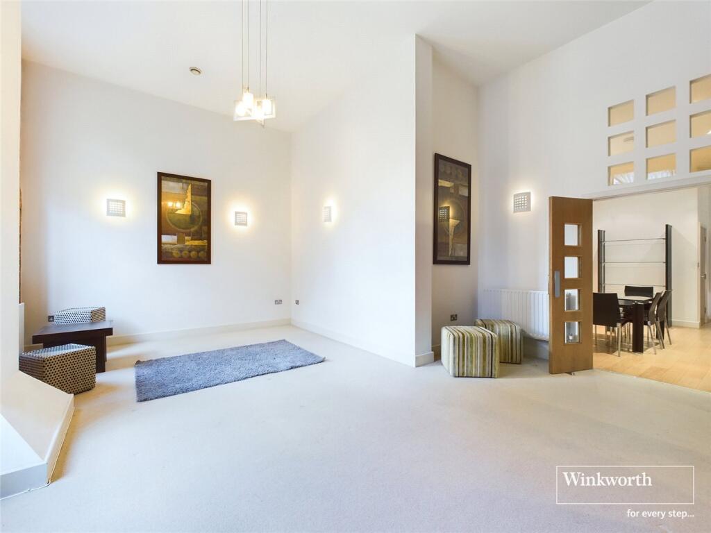 Apartment in Reading - View 3