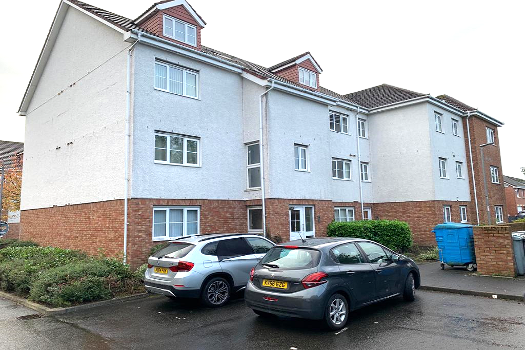 Apartment in Motherwell - View 3
