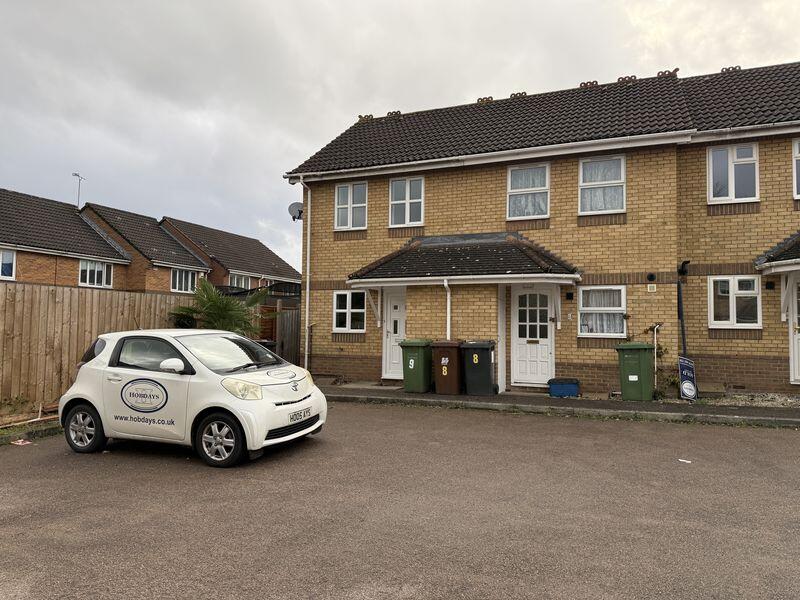 Main image of property: Oakfield Close, Potters Bar