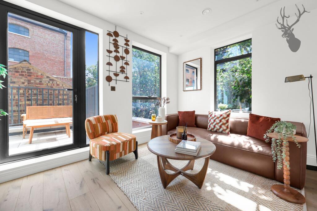 House in London - View 5