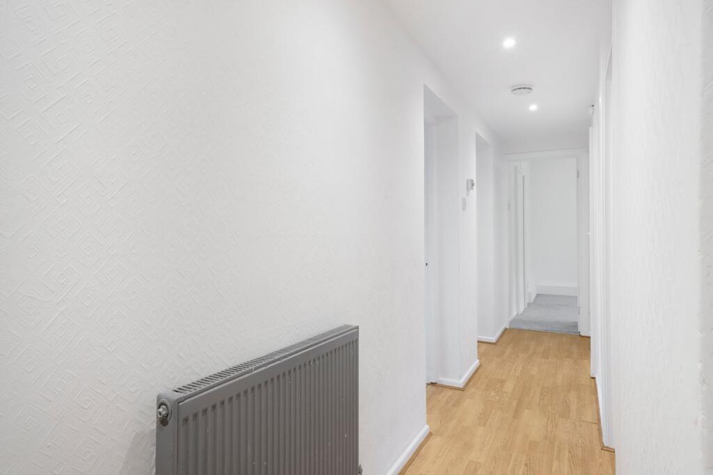 Apartment in Harrow - View 5