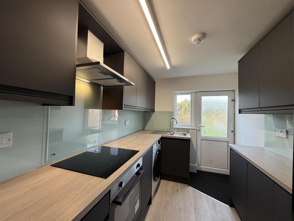 House in Bangor, Glanadda - View 2