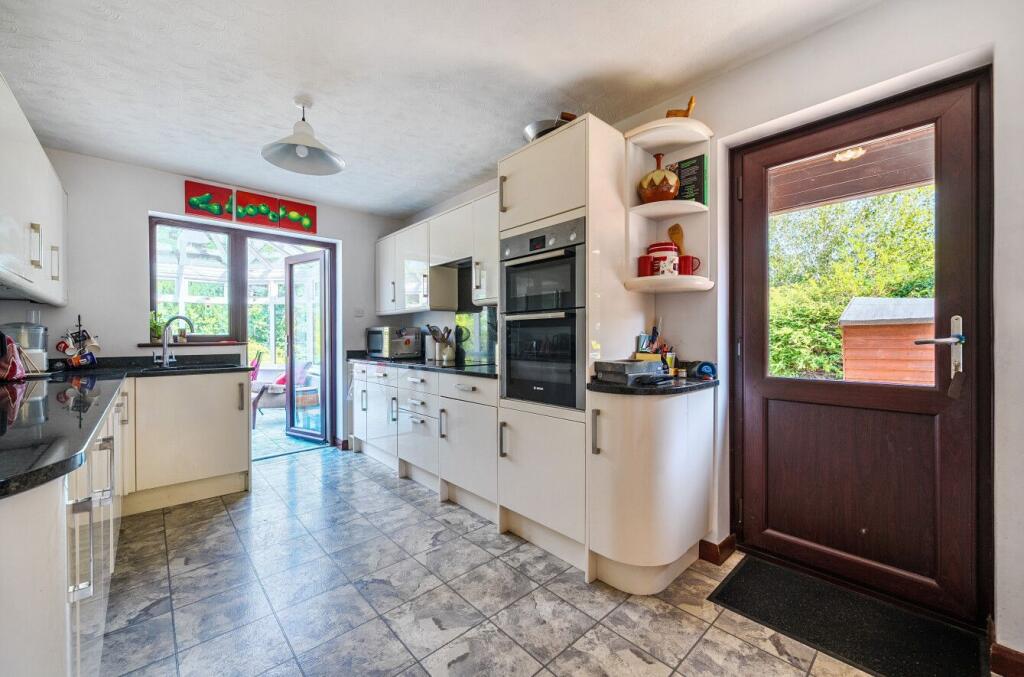 House in Test Valley, East Dean - More
