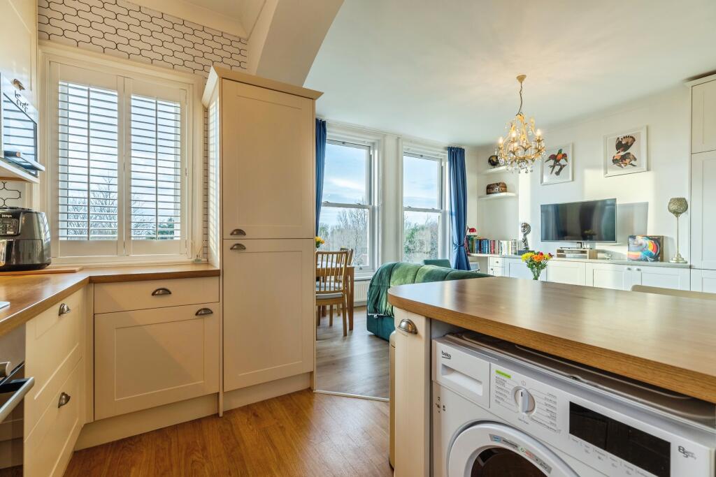 Westbourne Road, Southport, PR8 - View 6