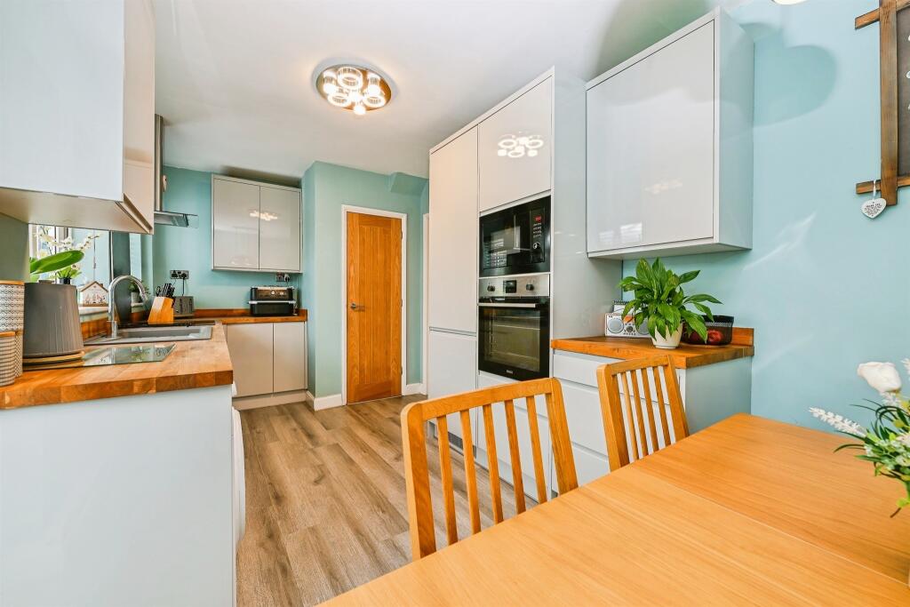 House in Nottingham - View 5