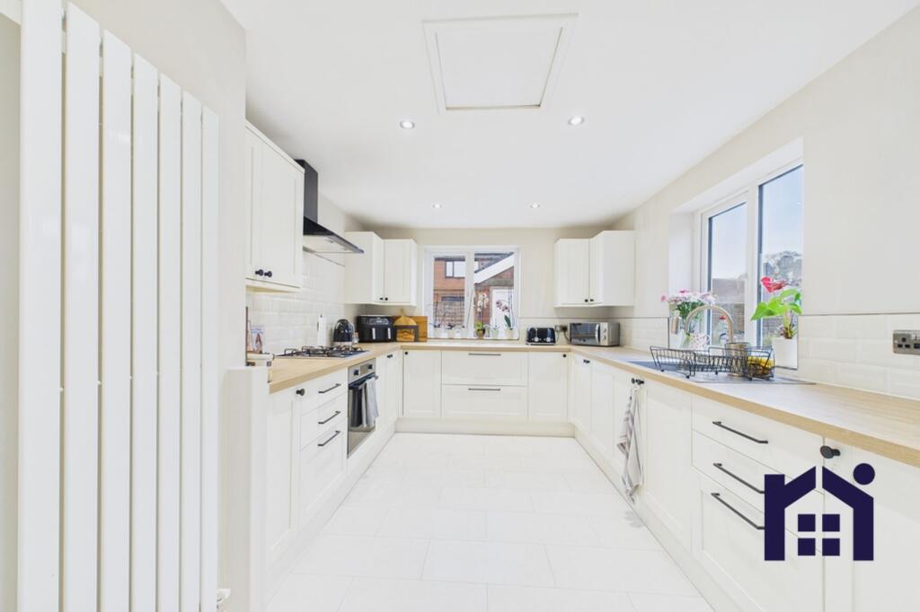 House in Chorley, Chapel Hillock, Coppull - View 2