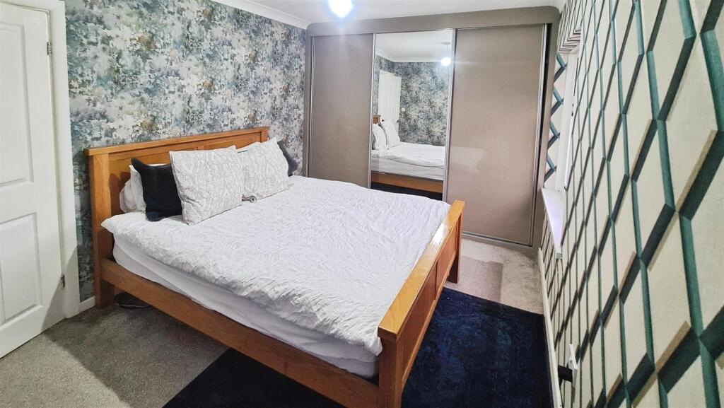 Additional image 13 of Hollybank Gardens, Bradford, BD7 4QR